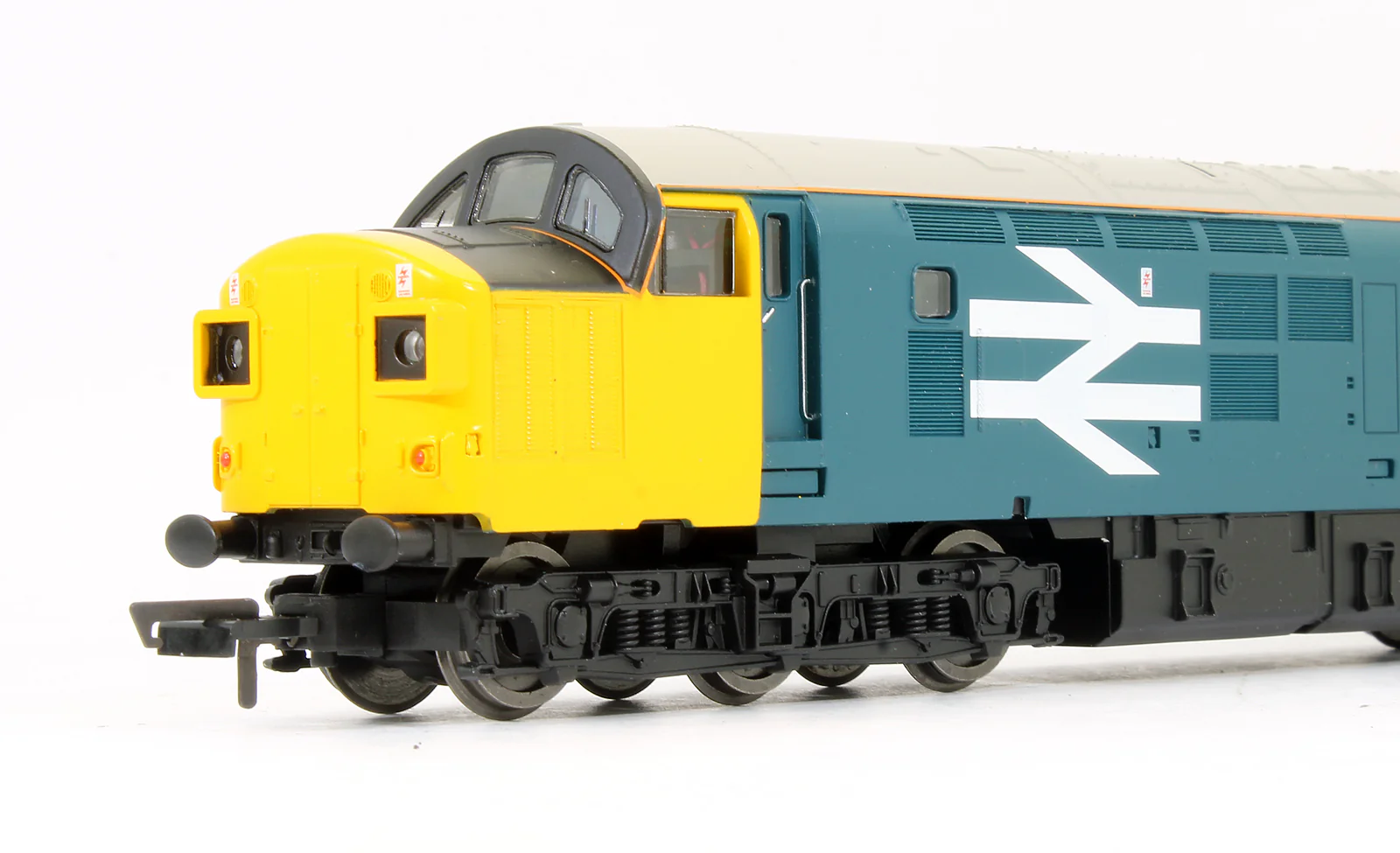 Pre-Owned R30185 RailRoad BR Class 37116 Co-Co 'Comet' Diesel Locomotive - Image 3