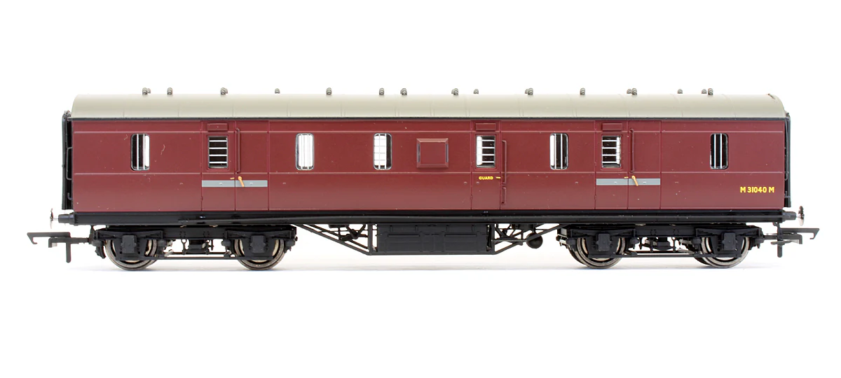 Pre-Owned BR (EX LMS) Parcels Van 'M 31040 M' - Image 3
