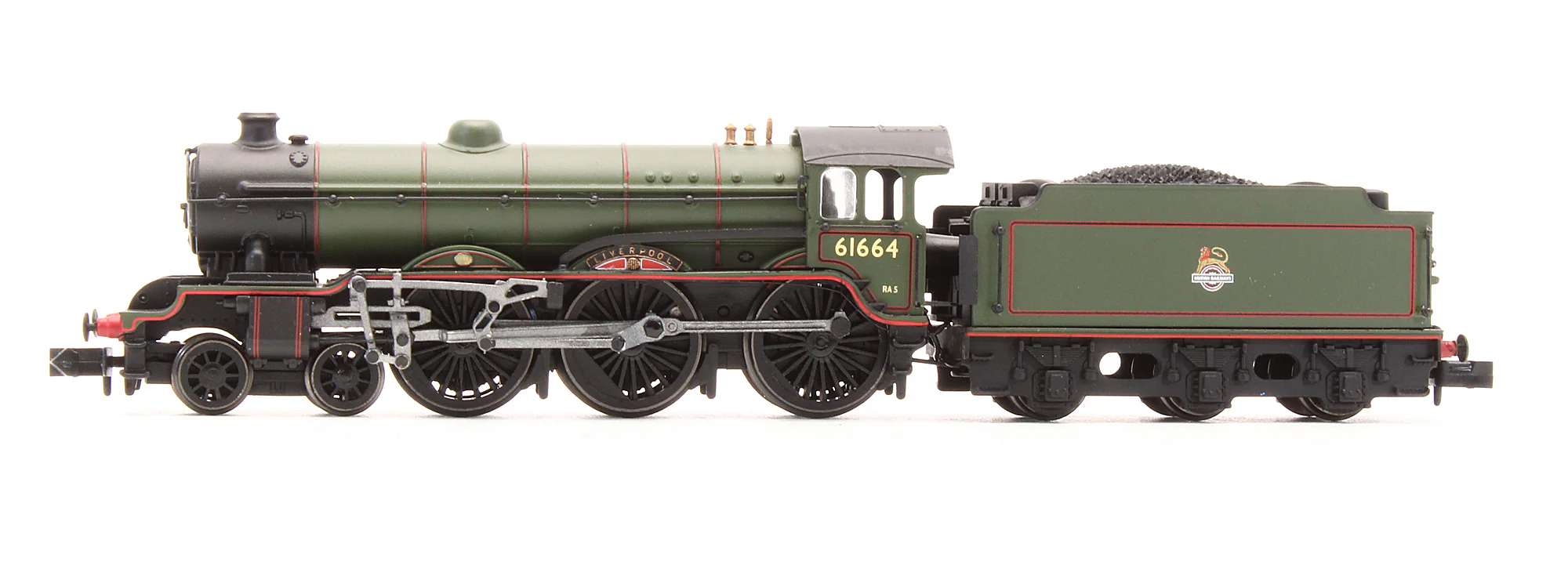 Pre-Owned 2S-020-002D BR Green 4-6-0 B17 'Liverpool' 61664 Steam Locomotive - DCC Fitted - Image 4
