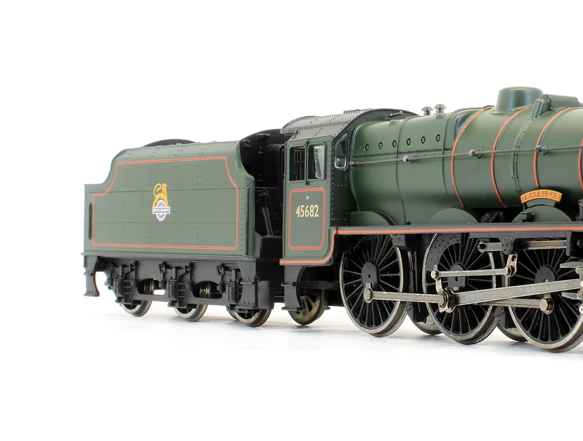 Pre-Owned 31-150X BR Green 4-6-0 Jubilee 'Trafalgar' 45682 Steam Locomotive - Limited Edition - Image 3