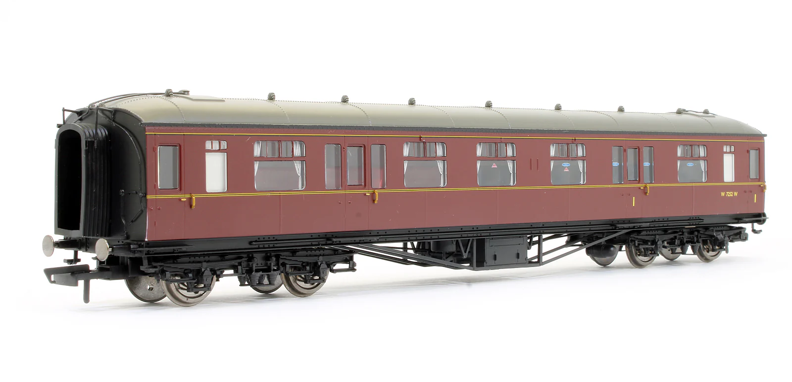 Pre-Owned R4412A BR Maroon Hawksworth Composite Coach 'W7252W'