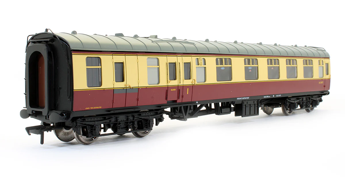 Pre-Owned 39-227D BR MK1 Brake Corridor Composite BCK Coach Crimson & Cream 'Sc 21017' - Image 2