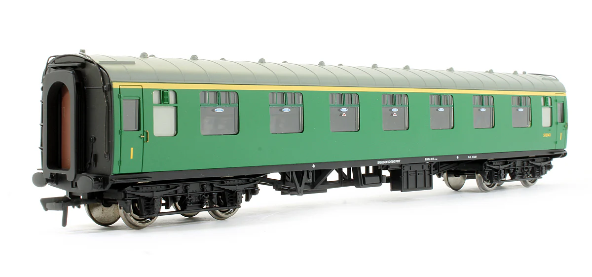 Pre-Owned 39-153 BR MK1 Corridor First FK Coach (SR) Green 'S13143' - Image 2