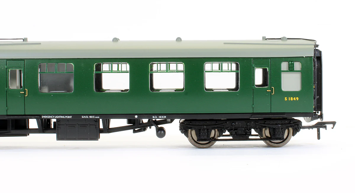 Pre-Owned BR MK1 Miniature Buffet Car RMB BR (SR) Green 'S1849' - Image 3