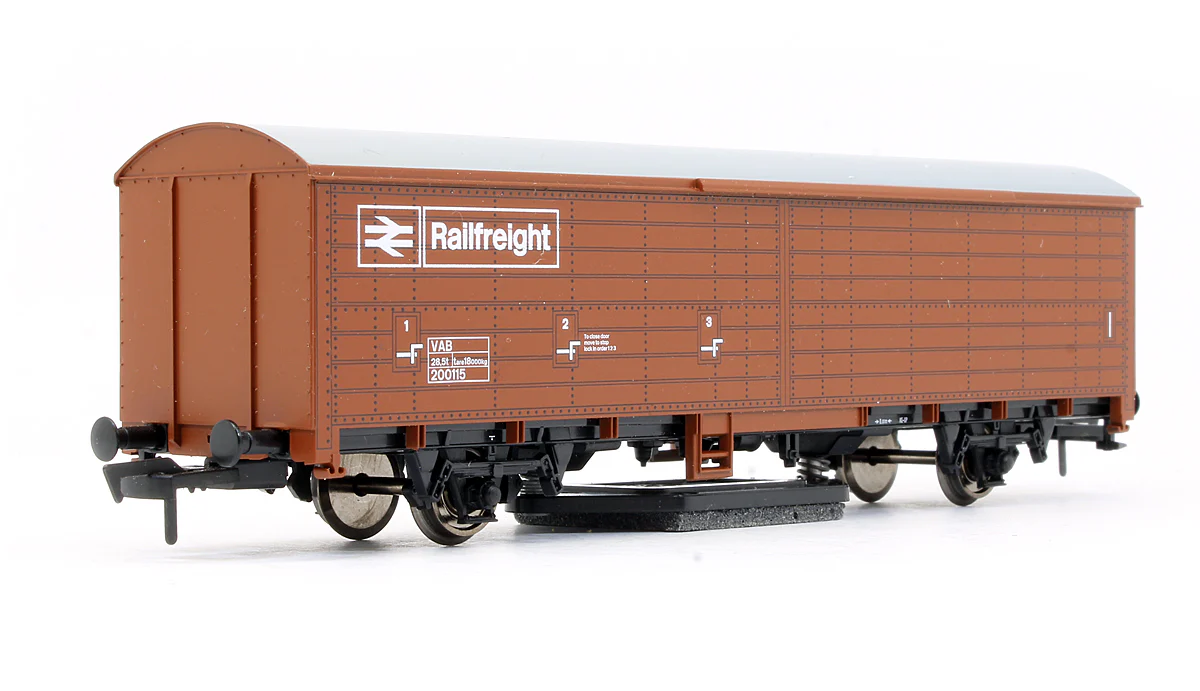 Pre-Owned GM4430102 BR Railfreight Track Cleaning Wagon - Image 2