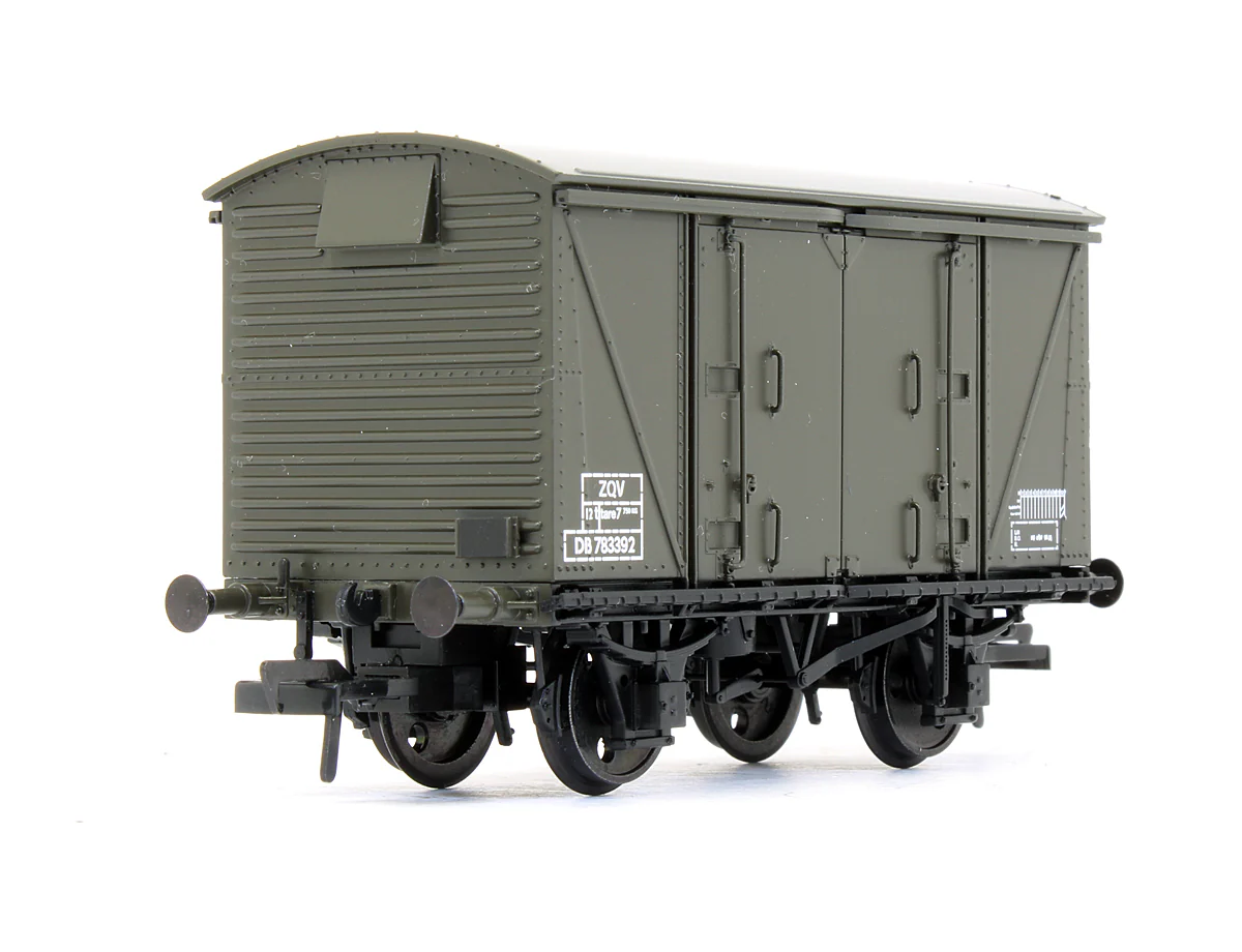 Pre-Owned BR ZQV 'Vanwide' Vent Van BR Departmental Olive Green - Image 2