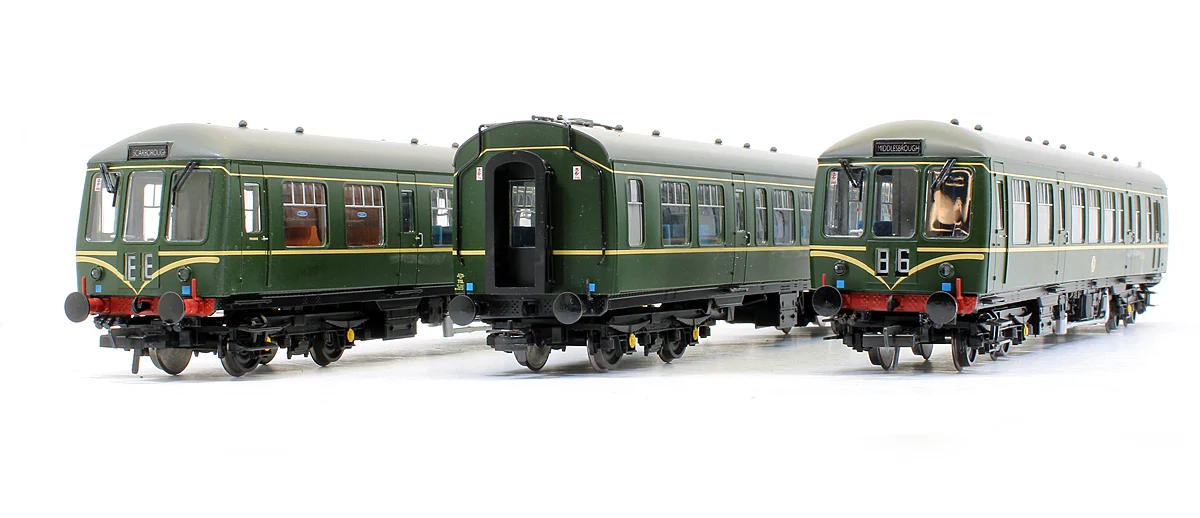 Pre-Owned 32-913 Class 108 Three Car DMU BR Green With Speed Whiskers