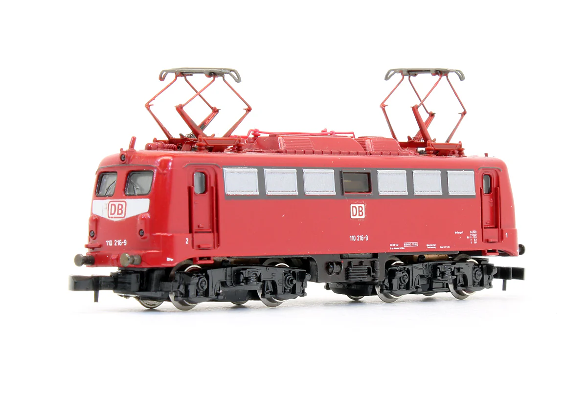 8841 Pre-Owned DB BR 110 216-9 Electric Locomotive