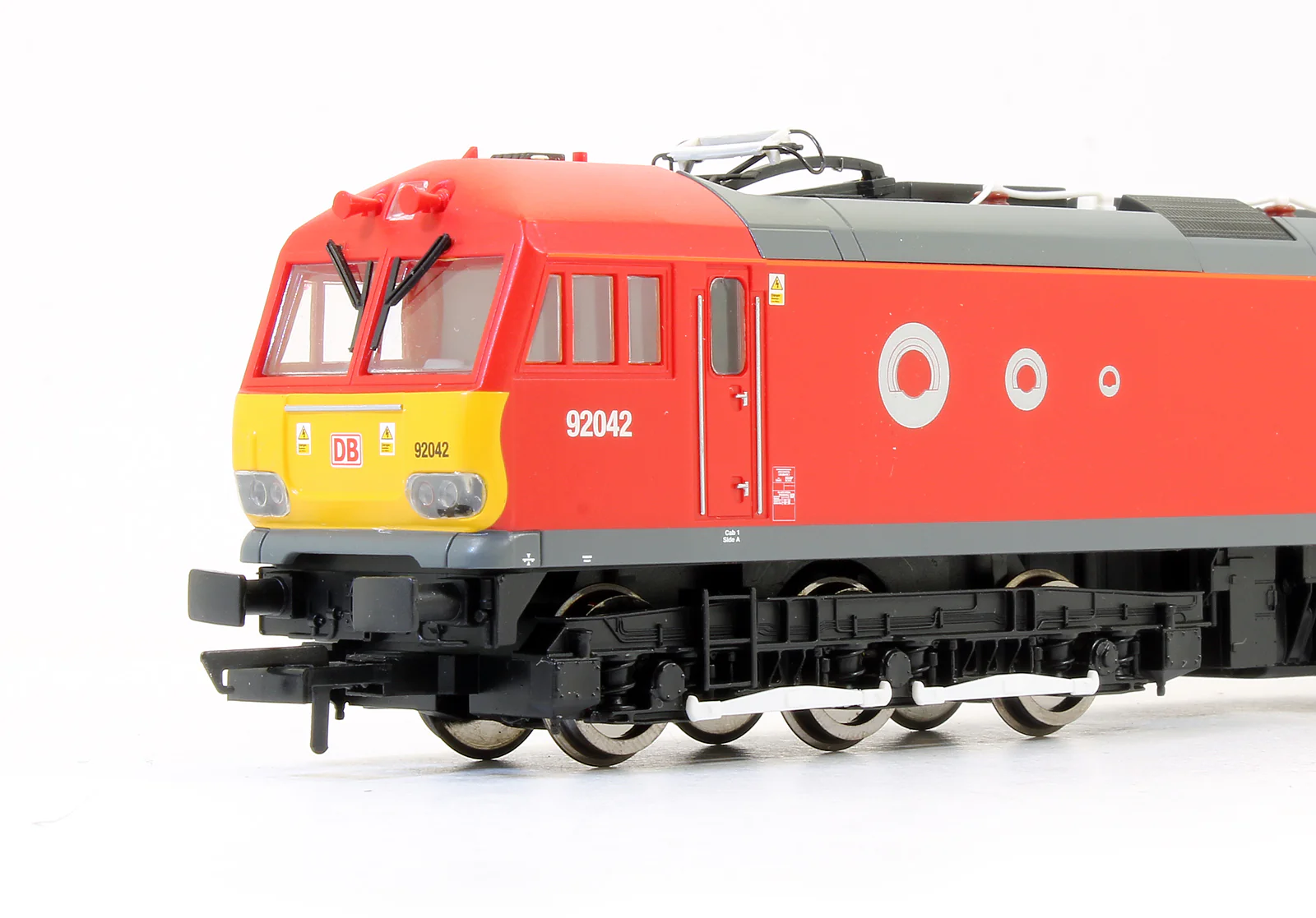 Pre-Owned R3149 DB Schenker Class 92042 Electric Locomotive - Image 3