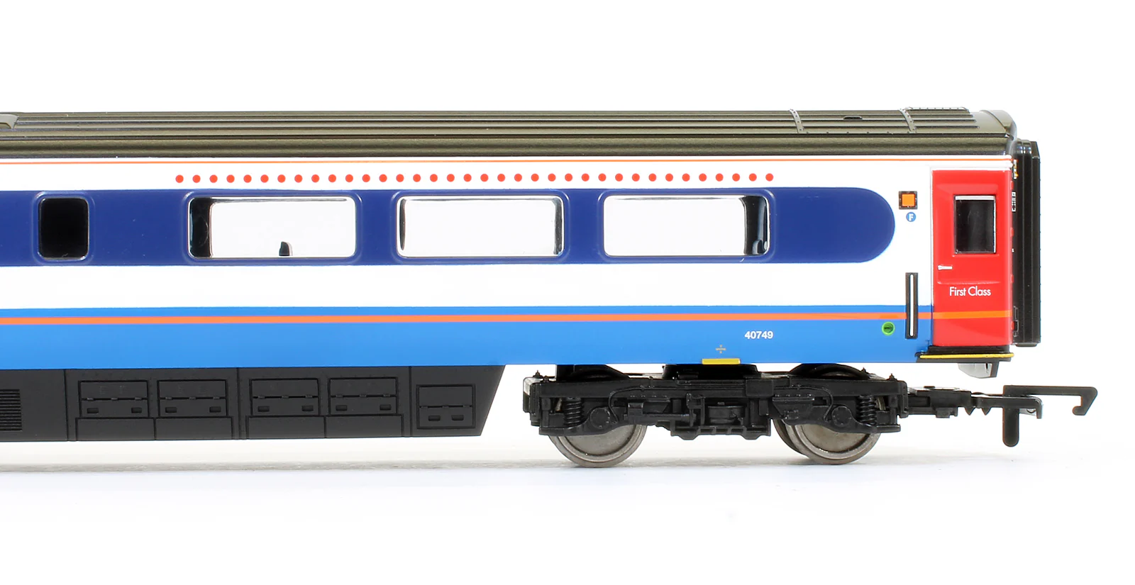 Pre-Owned R4417 East Midlands MK3 Buffet Car '40749' - Image 3