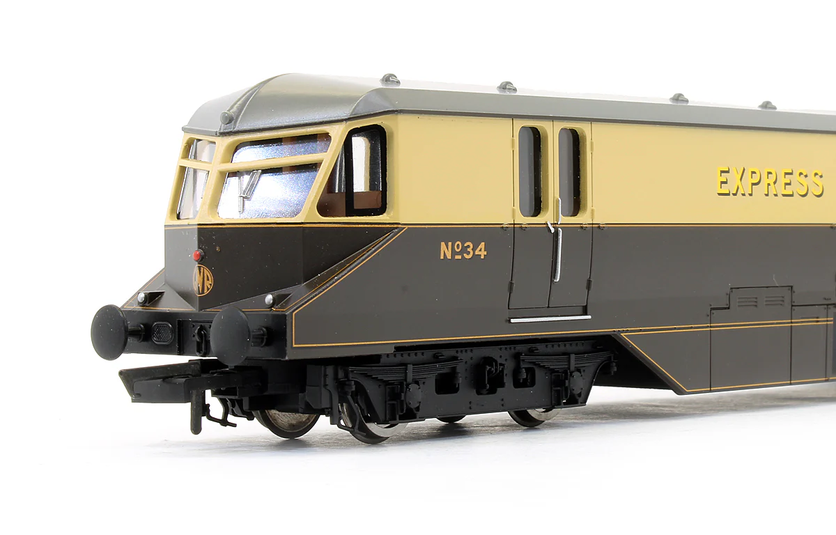 Pre-Owned R2768 GWR Express Parcels Diesel Railcar No.34 - DCC Fitted - Image 3