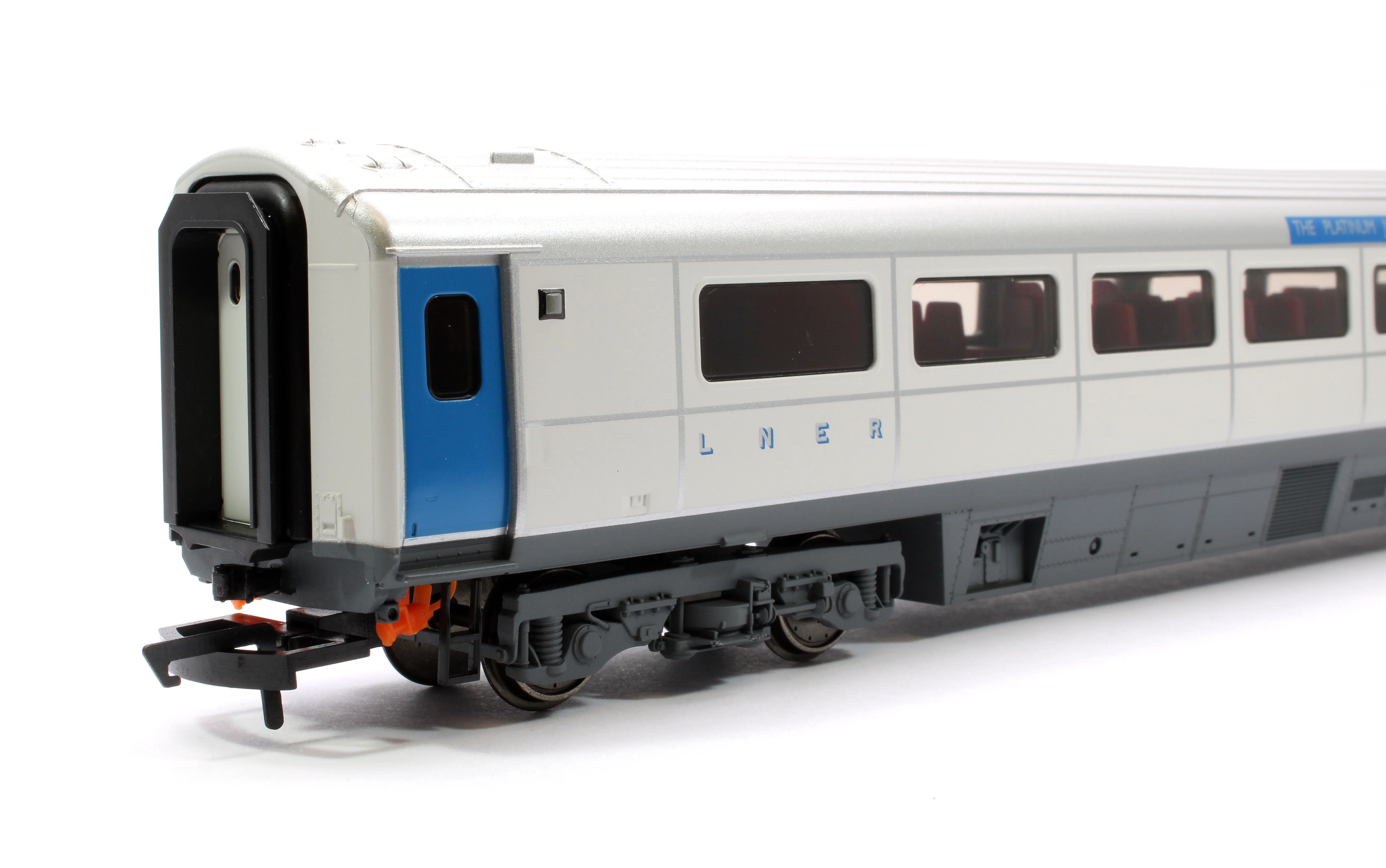 Pre-Owned Mk3 Sliding Door Trailer First Disabled Platinum Jubilee of HM Queen Elizabeth II ER0012 - Image 5