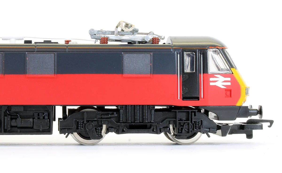 Pre-Owned R062 Parcels Livery Class 90018 Electric Locomotive - Image 4