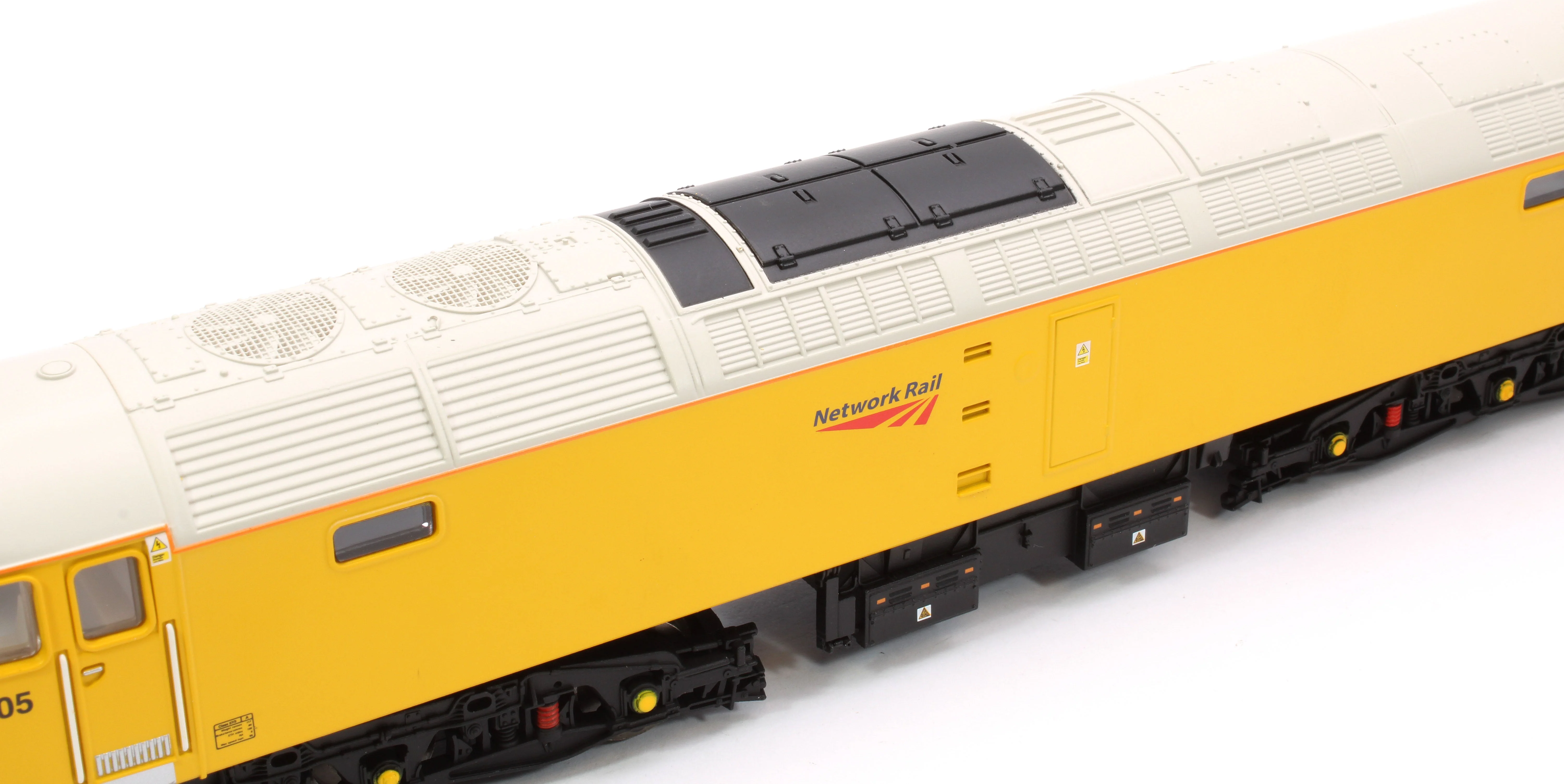 Pre-Owned R30043 RailRoad Class 57 Co-Co 57305 Network Rail Diesel Locomotive - Image 12