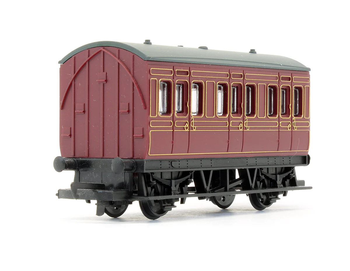 Pre-Owned R4671 RailRoad LMS 4 Wheel Coach - Image 2