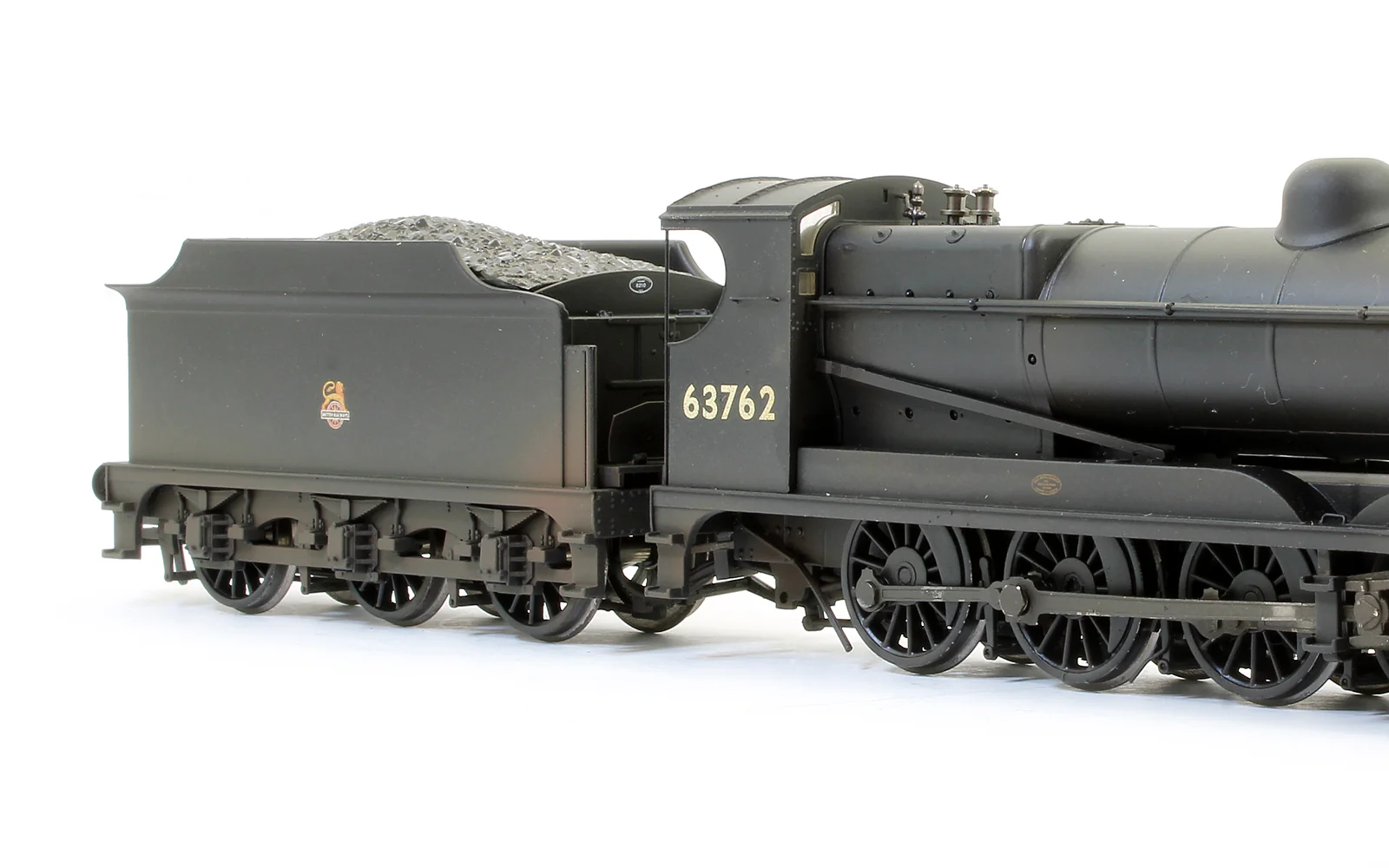 Robinson Class 04 63762 BR Black Early Emblem Steam Locomotive - Weathered - Image 3