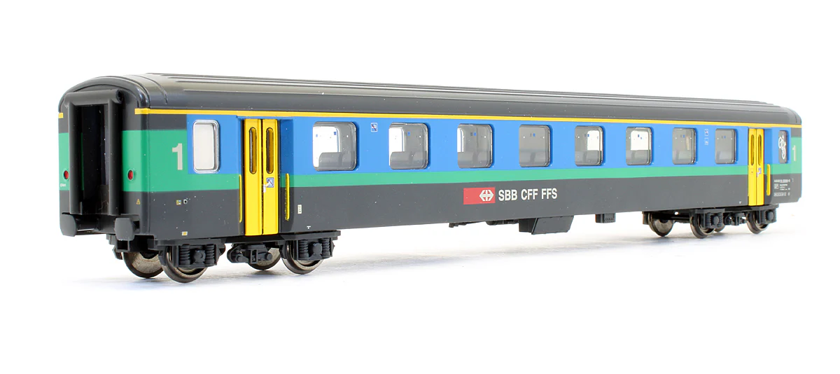 L334949 Pre-Owned SBB CFF FFS 1st Class Passenger Car