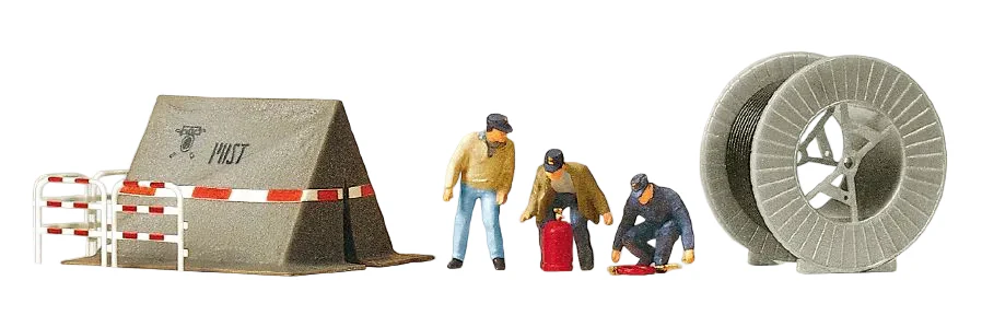 Telecomms Workers (3) and Accessories Exclusive Figure Set