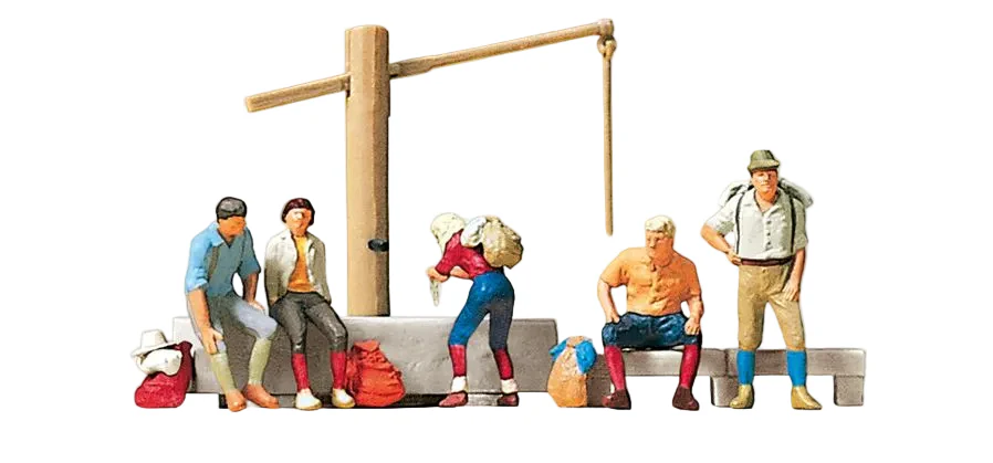 Relaxing at the Village Fountain (5) Exclusive Figure Set