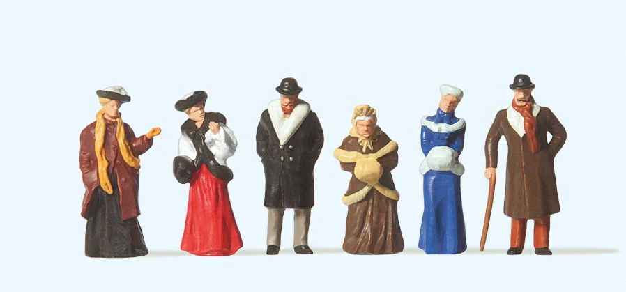 Passers By Winter 1900 (6) Exclusive Figure Set