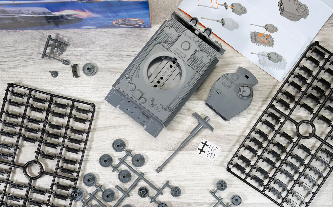 J6041 QUICKBUILD Tiger I Model Kit - Image 8