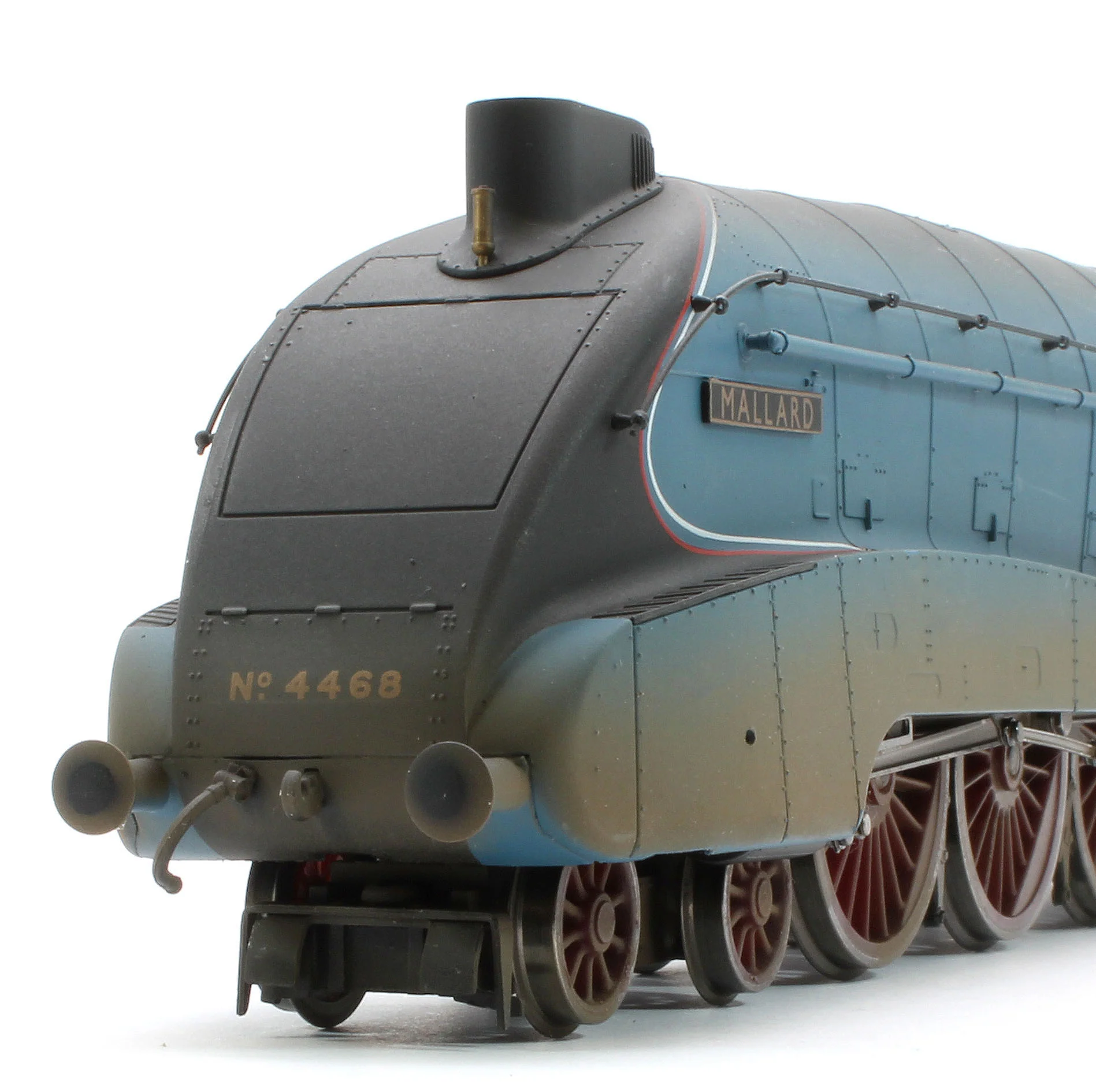 R3371W Bespoke Weathered RailRoad A4 Class 4-6-2 4468 ‘Mallard’ LNER Garter Blue Steam Locomotive - Image 7