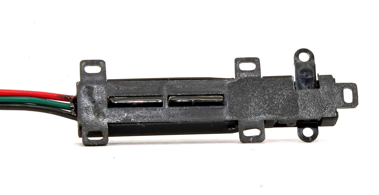 Rails Connect High Efficiency Surface Mount Point Motor (Single Pack) - Image 3