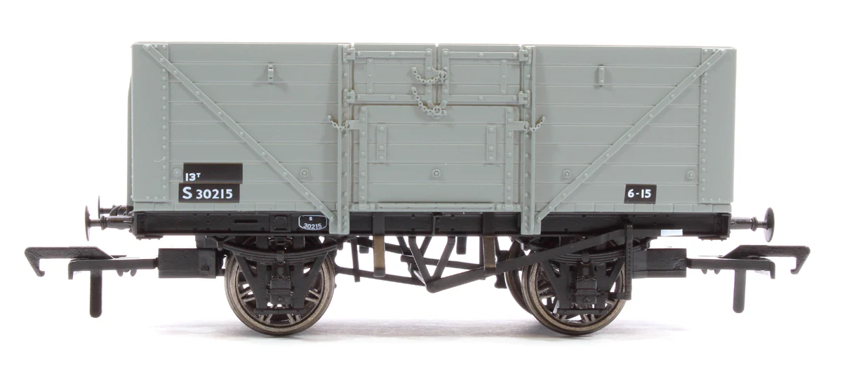 Southern Railway 8 Plank Open Wagon D1379 No.S30215, BR Grey - Image 2