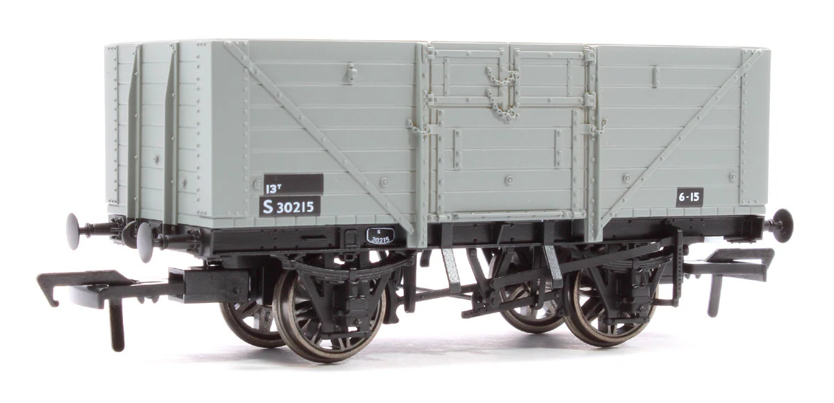 Southern Railway 8 Plank Open Wagon D1379 No.S30215, BR Grey - Image 3