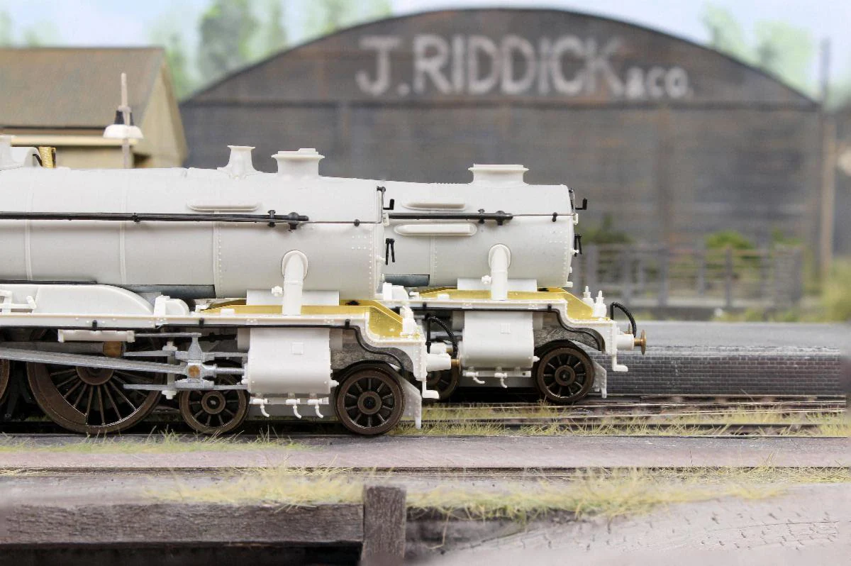 954509 GWR County No.1000 'County of Middlesex' BR Lined Green Late Crest Steam Locomotive - DCC Sound - Image 6