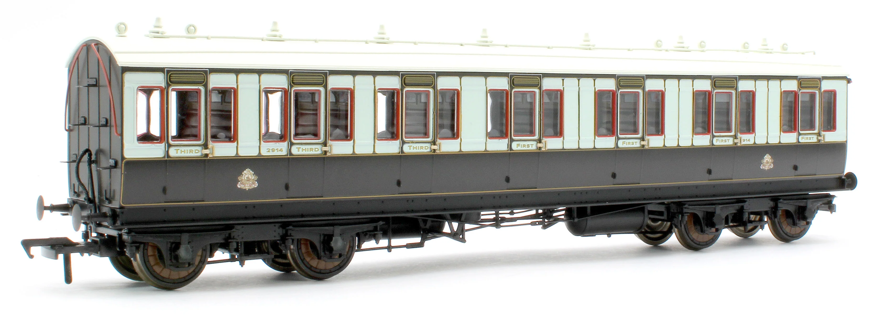 978009 48' LNWR ‘Evolution’ Bogie Coach Non-Corridor Carriage No.7981, No.1234 & No.2914 3-Pack - Image 9