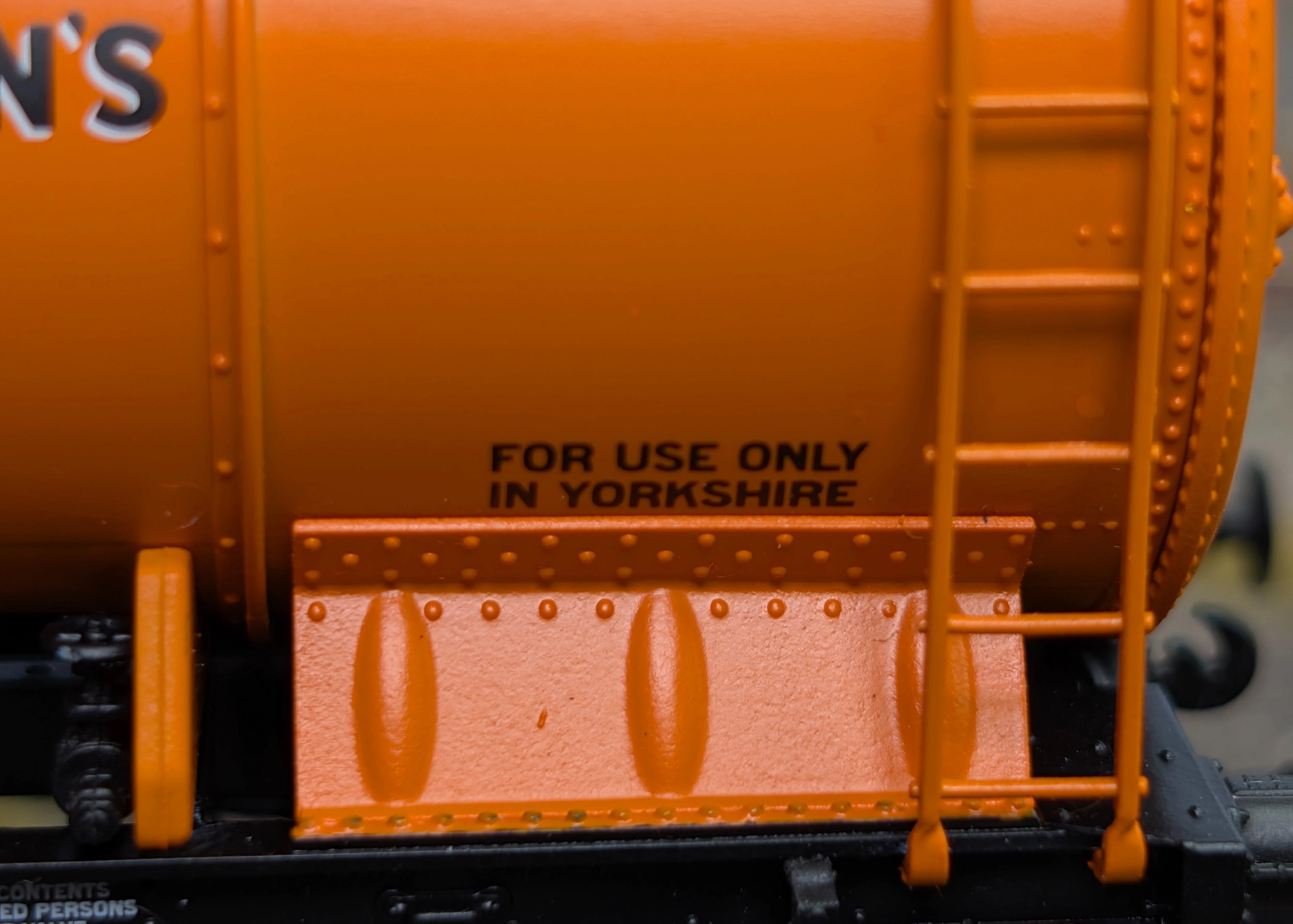 Chemical Tank Wagon - Molasses Tank - BSC Unbranded No.B43 - Image 3