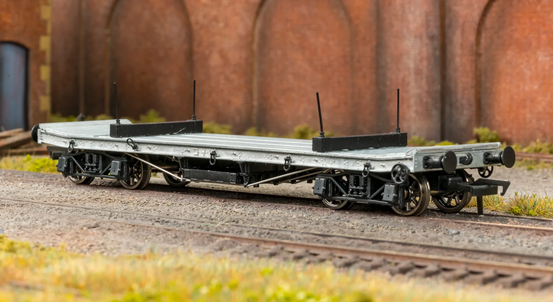985016 WD 35T Rectank No.W17330 BR Grey (Girder Load on Bolster) - Image 4