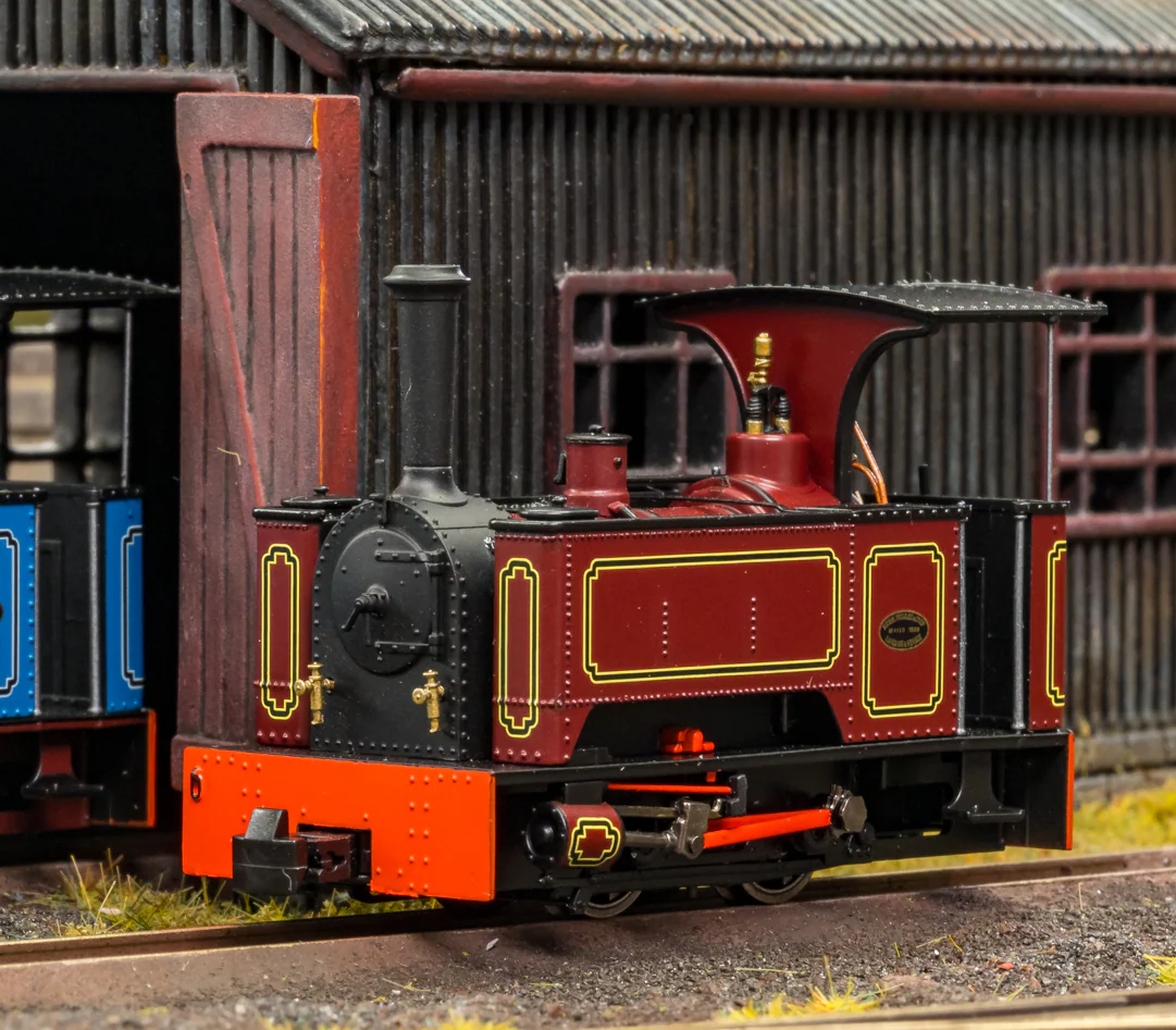 Sirdar Class 0-4-0 Kerr, Stuart & Co. Long-Tank Lined Maroon Steam Locomotive