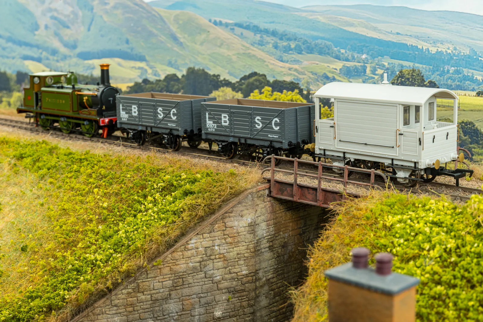 LBSC 4 Wheel Brake Van - SR (Post-36) No.55840 - Image 5