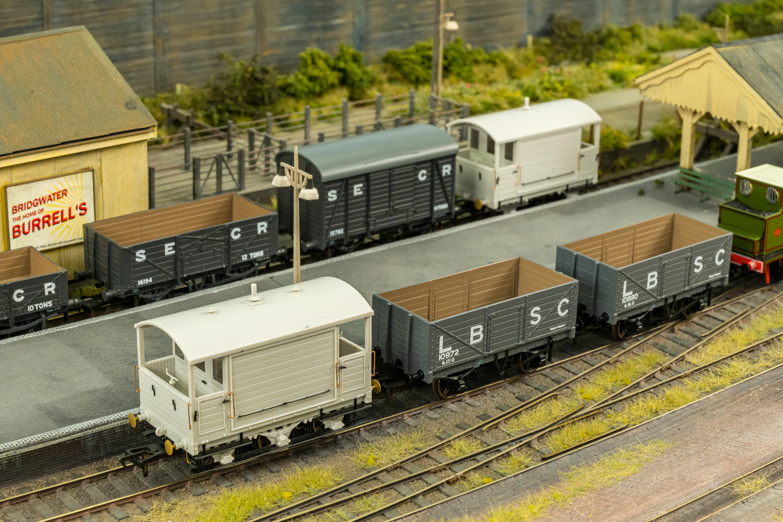 LBSC 6 Wheel Brake Van - LB&SCR No.274 - Image 4