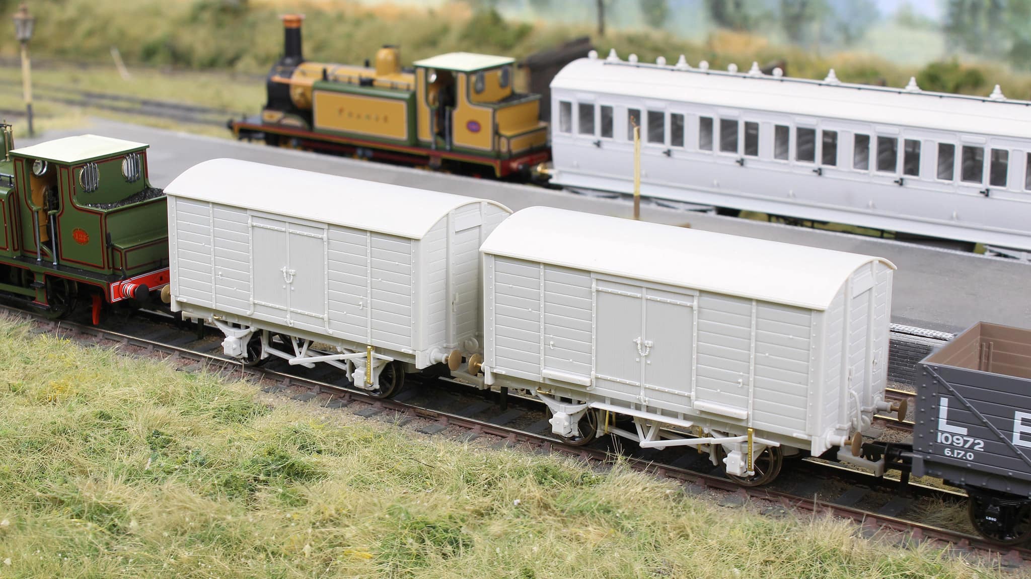 979008 LB&SCR Dia.8-Ton Goods Van SR (pre-36) No.46966 - Image 4