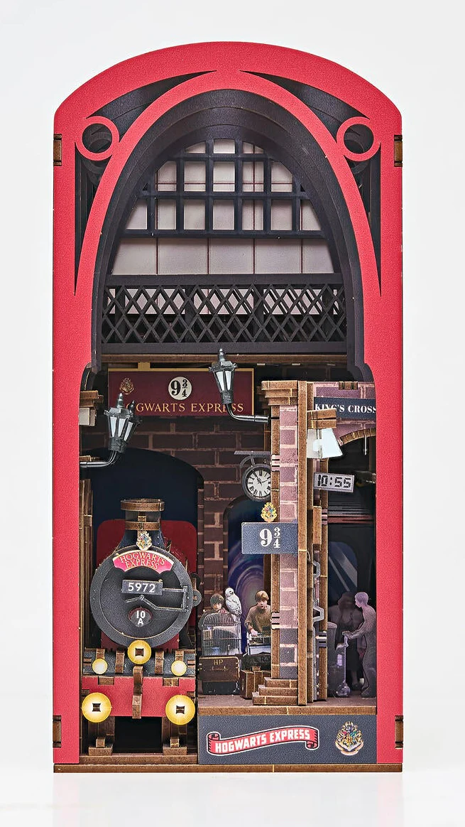 Harry Potter Hogwarts Express Tiny Adventures Model Kit