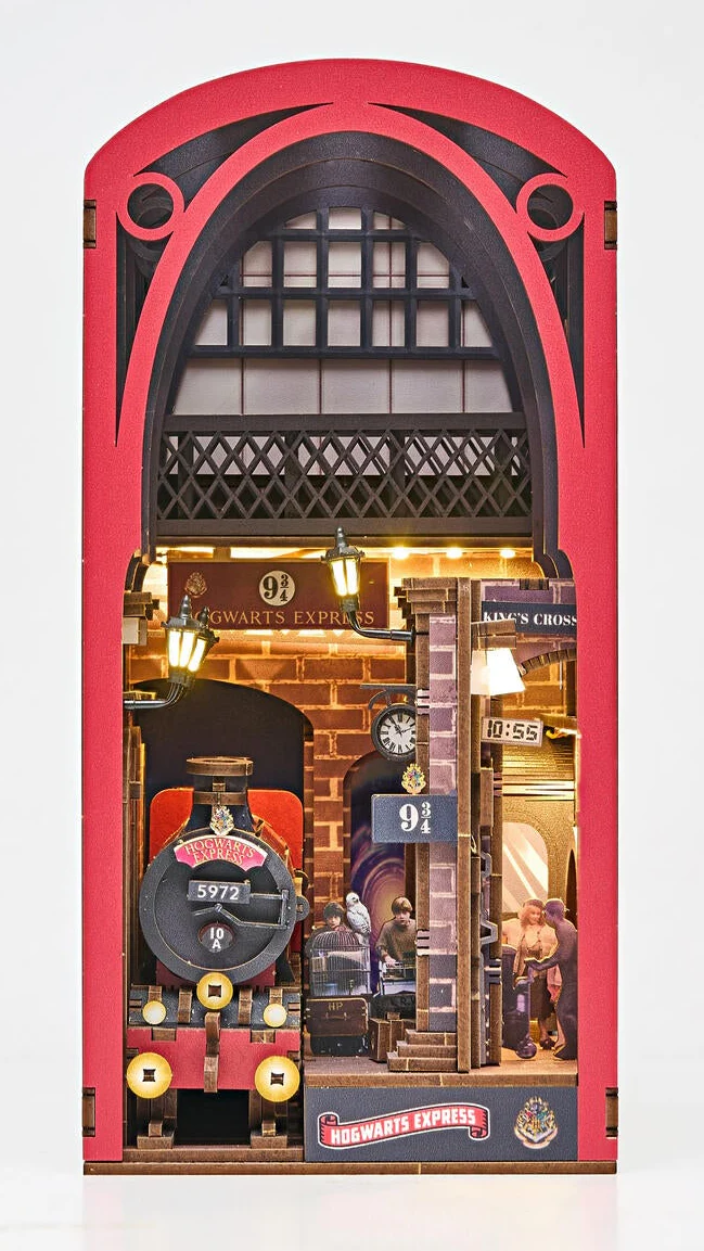 Harry Potter Hogwarts Express Tiny Adventures Model Kit - Image 2