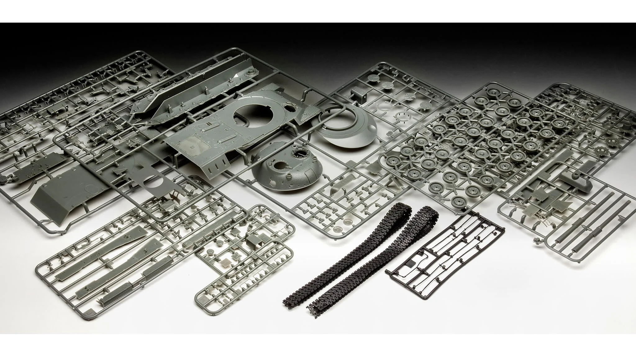Leopard 1 Model Kit - Image 7
