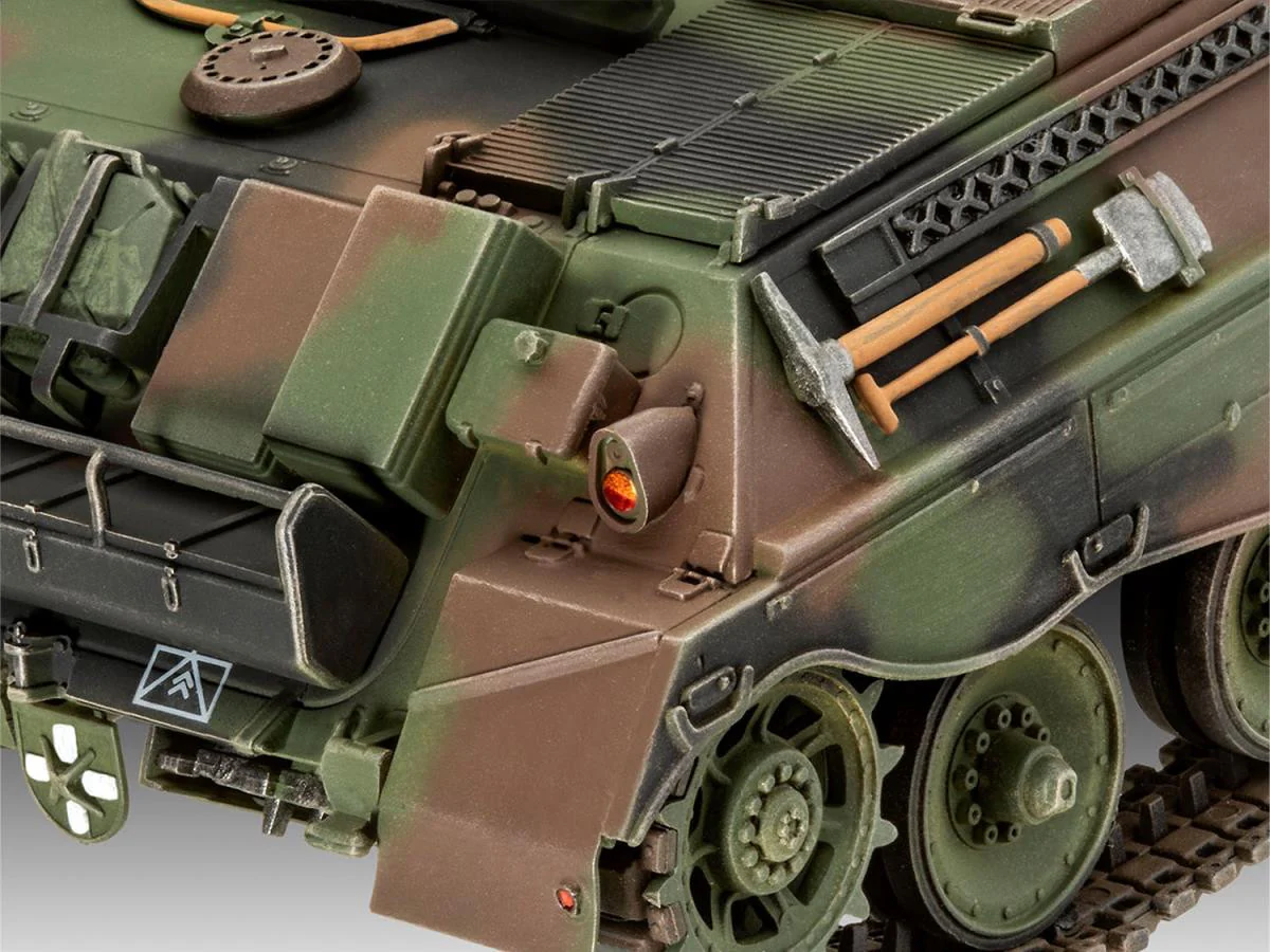 03353 Raketenjagdpanzer Jaguar 1 Model Kit - Image 6