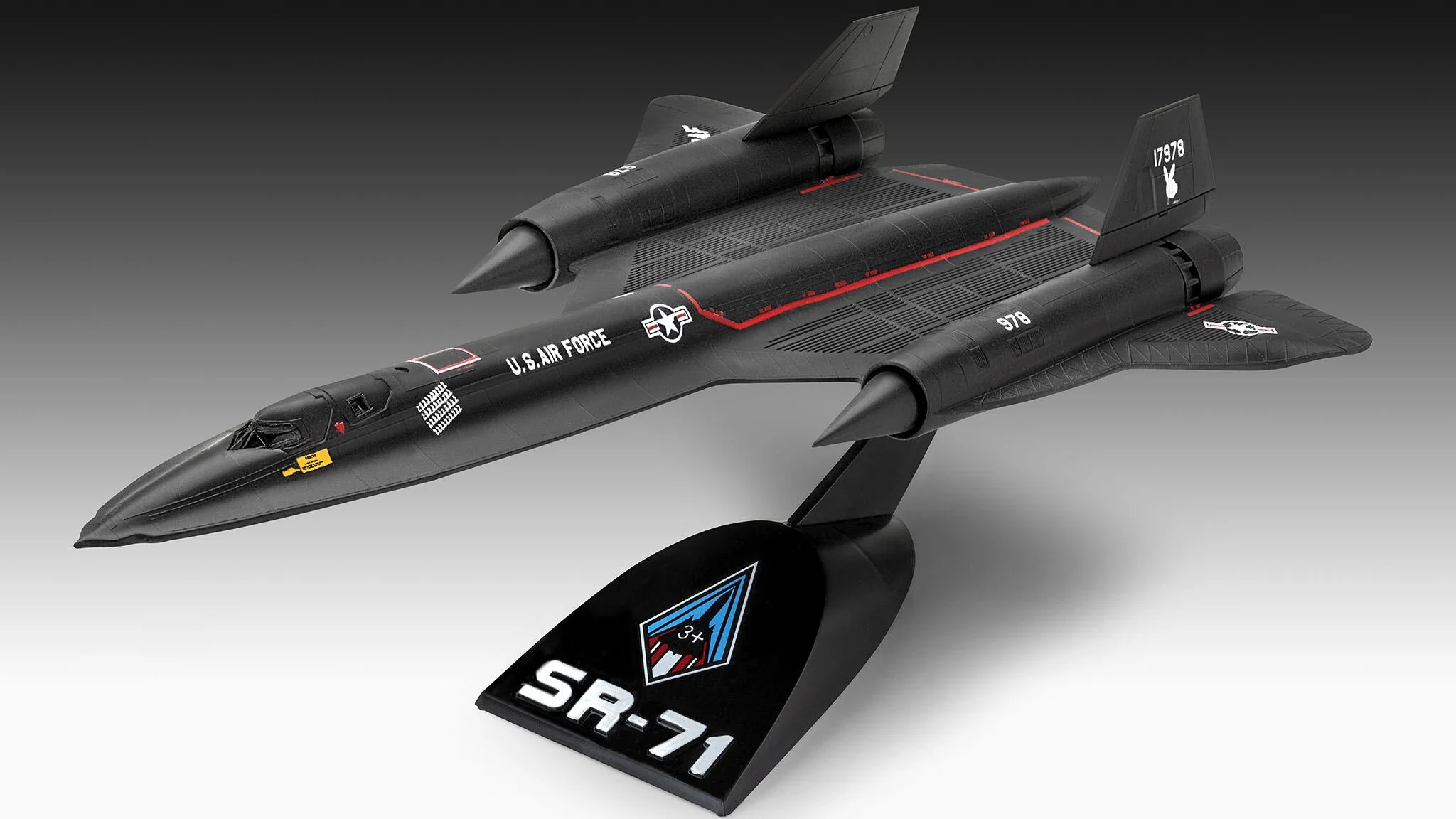 Lockheed SR-71 Blackbird (Click System) Model Kit - Image 2