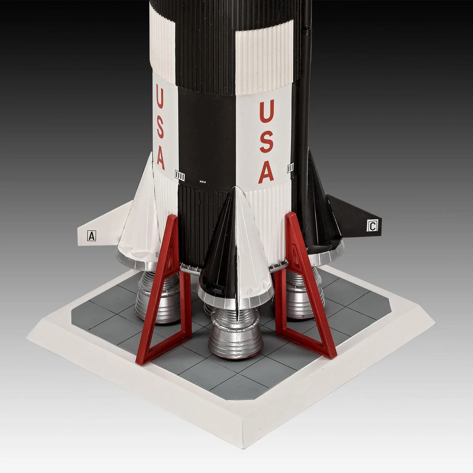 Apollo 11 Saturn V Rocket Model Kit - Image 5