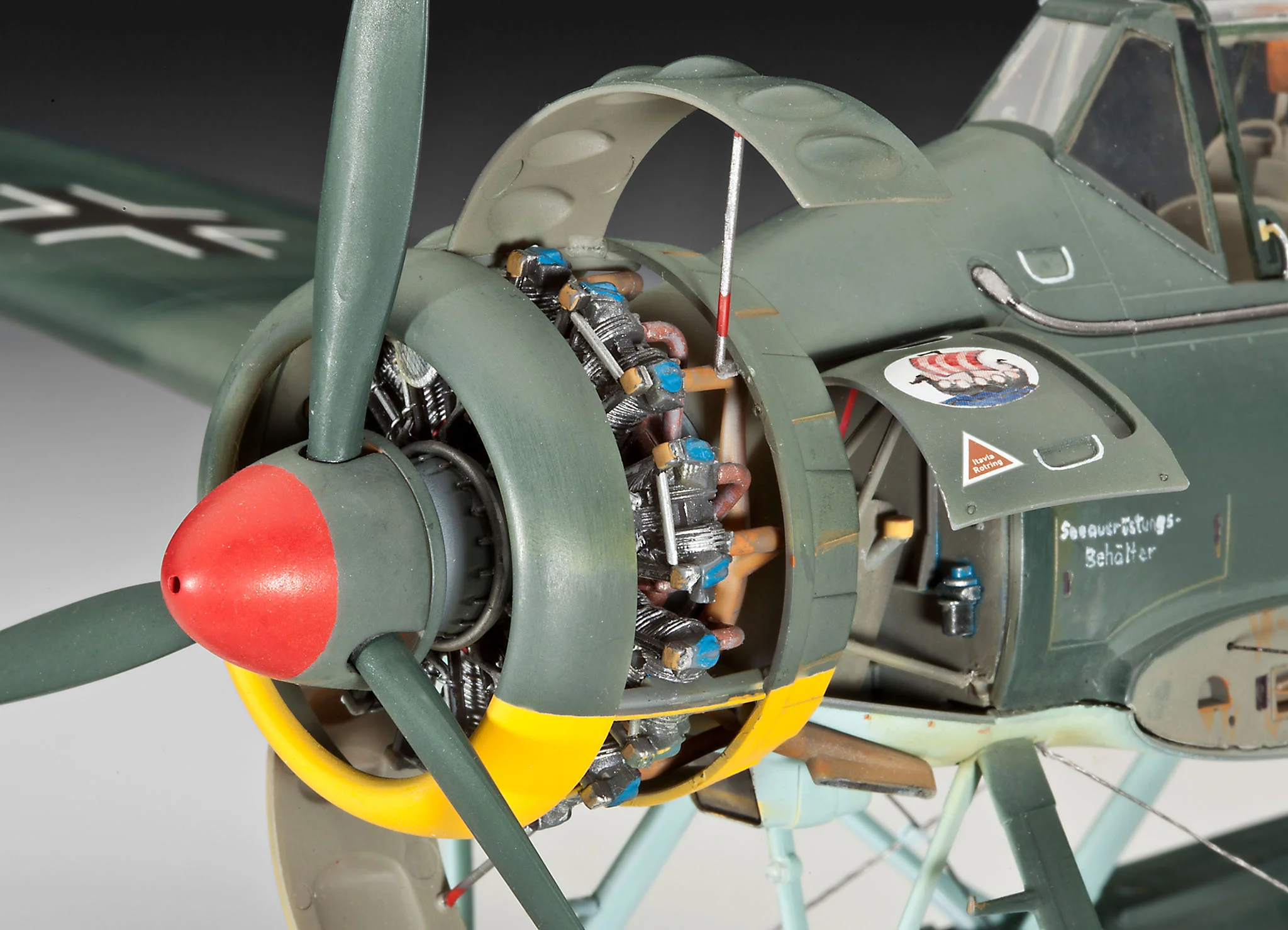 03787 Arado Ar196A-3 Seaplane Model Kit - Image 2