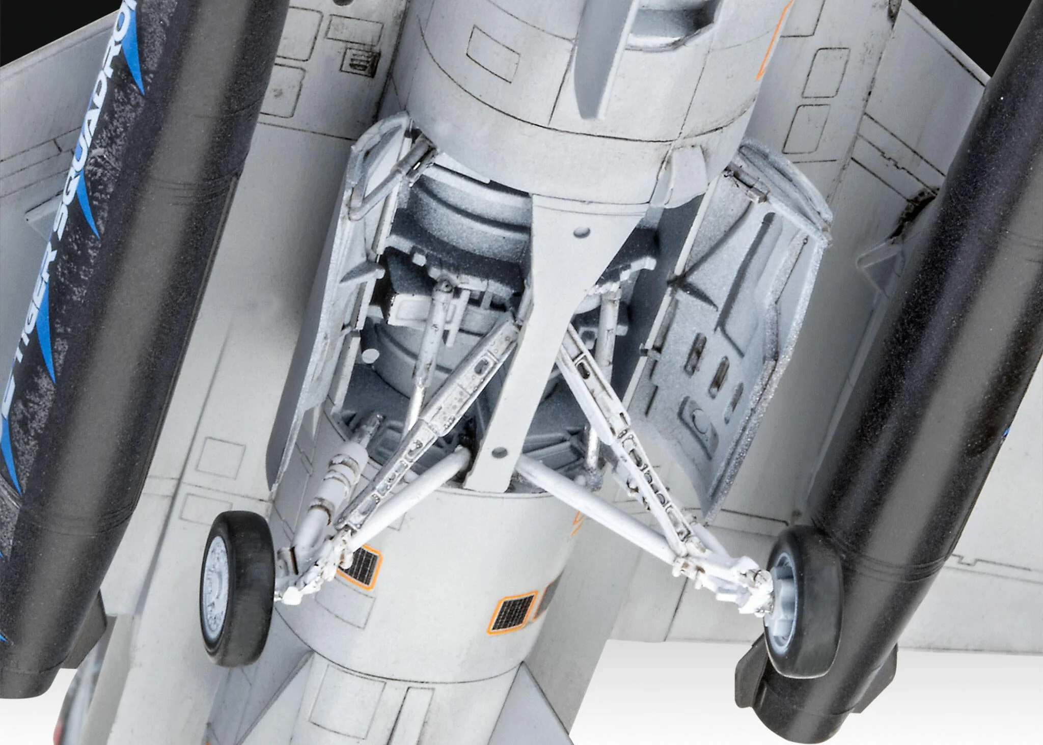 Lockheed Martin F-16D Tigermeet 2014 Model Kit - Image 4
