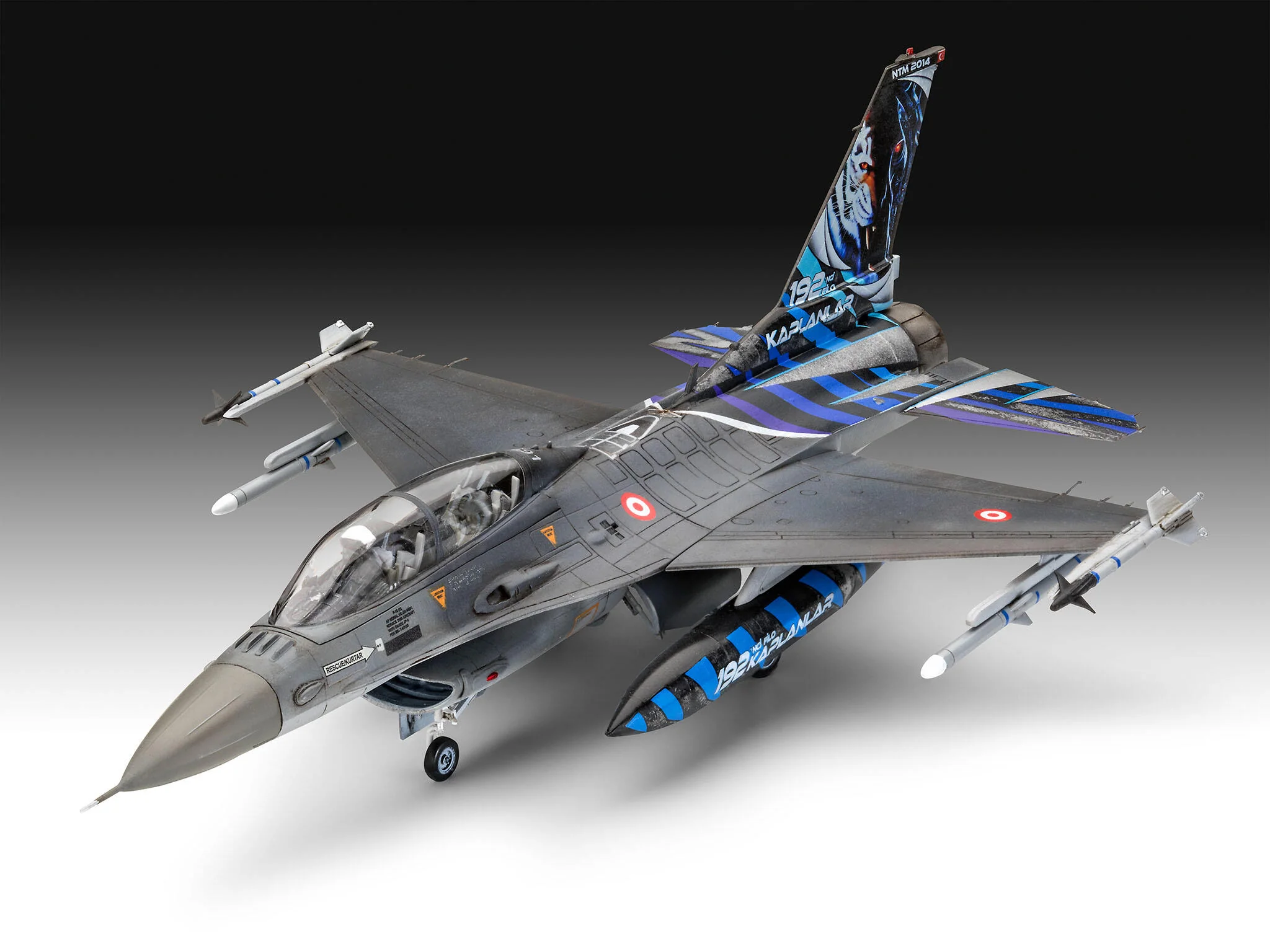 Lockheed Martin F-16D Tigermeet 2014 Model Kit - Image 7