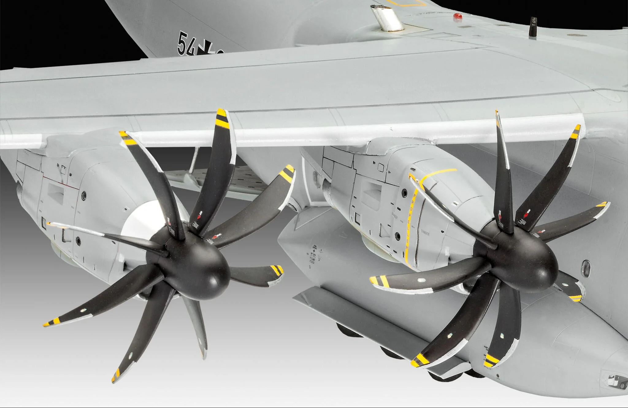 Airbus A400M "Atlas" Model Kit - Image 4