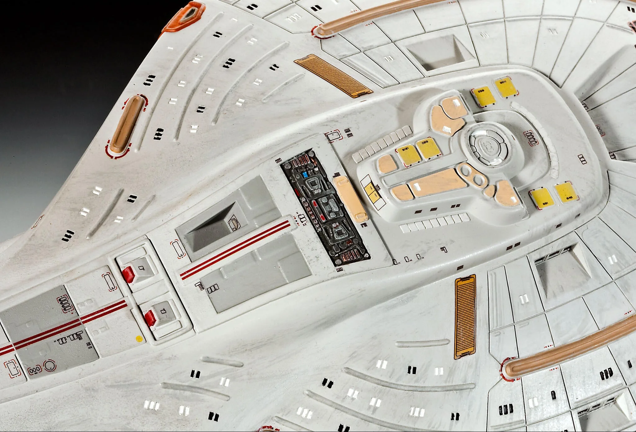 U.S.S. Voyager NCC-74656 (Star Trek: Voyager) Model Kit - Image 5