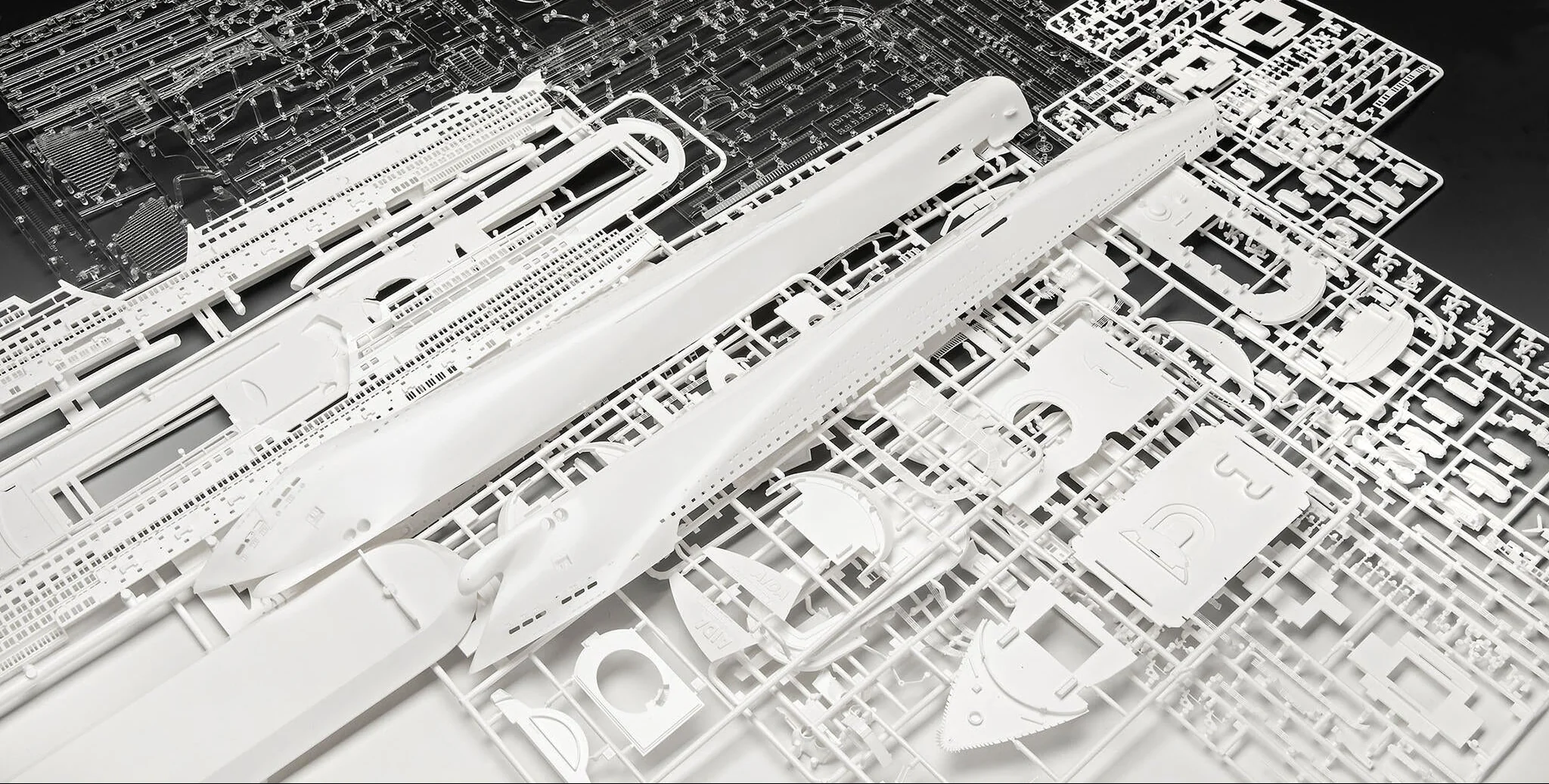 Cruise Ship AIDA (AIDAblu, sol, mar or stella) Model Kit - Image 7