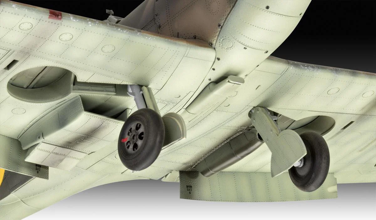 Iron Maiden Aces High Spitfire Mk.II Gift Set (1:32 Scale) Model Kit - Image 5